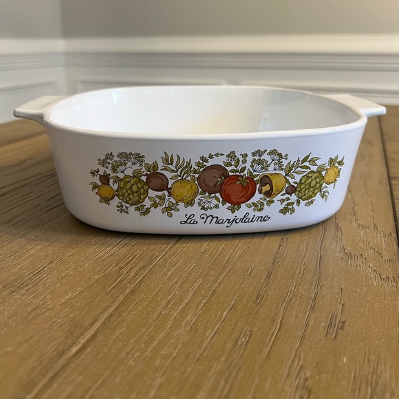 Vintage Corning Ware La Marjolaine
Spice of Life 2 Liter Cookware Dish - Picture 6 of 6